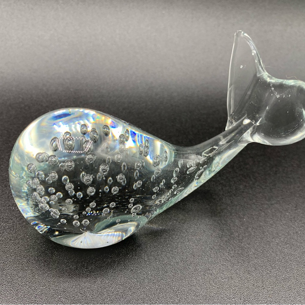𝔸ℝ𝕋 𝔾𝕃𝔸𝕊𝕊 Whale Figurine